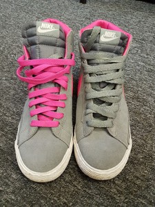 nike dunks size 5.5