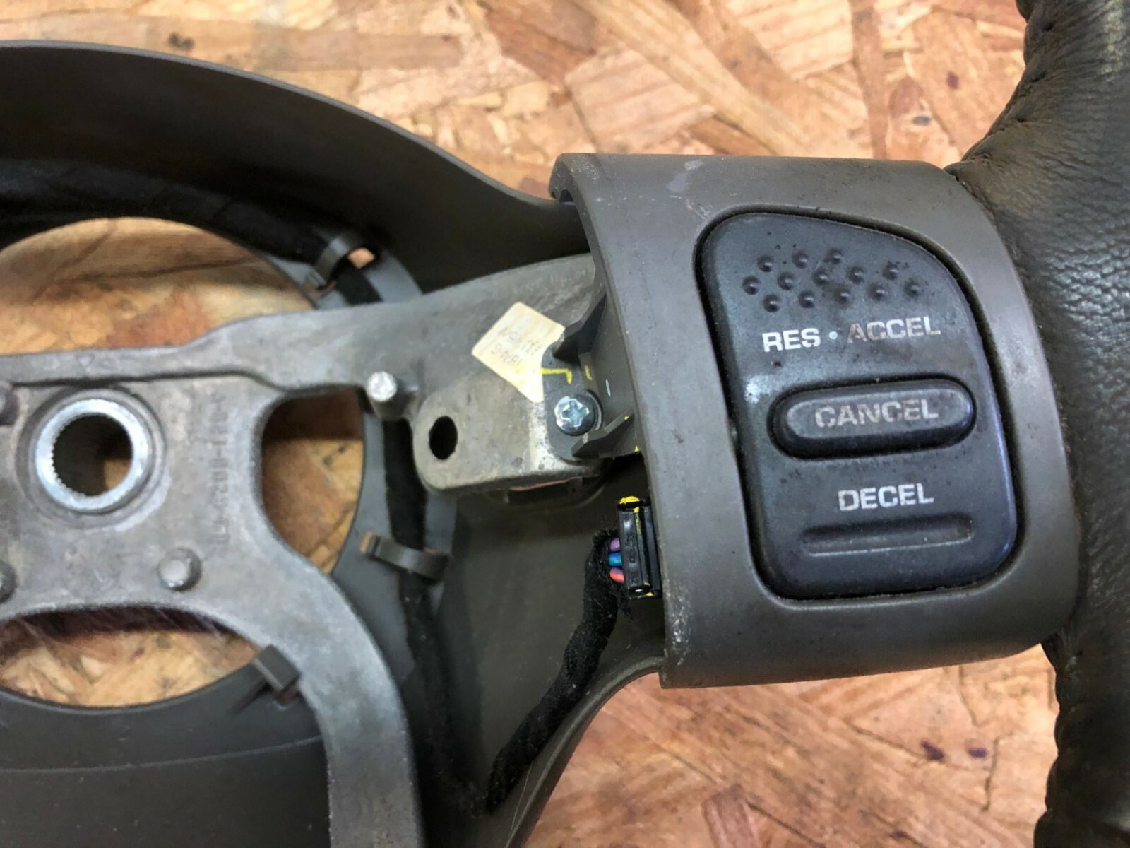 05 JEEP LIBERTY STEERING WHEEL eBay
