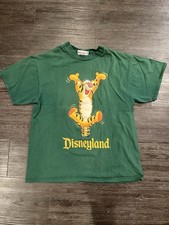 Vintage 90s Walt Disneyland Tigger Graphic T-Shirt Medium M  Green Made In USA