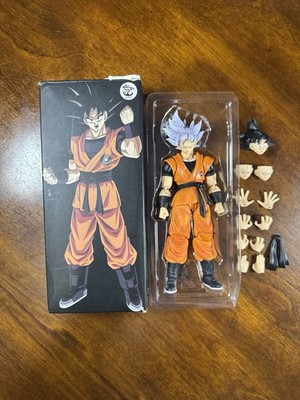 SH Figuarts Kong Studios Capsule Corp. Goku Ultra Instinct Dragon Ball Z *RARE*