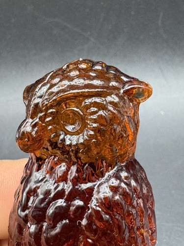 VTG 1970s Amber UV Glowing “Wise Ole Owl” Figurine by Degenhart No Chips - Picture 4 of 11