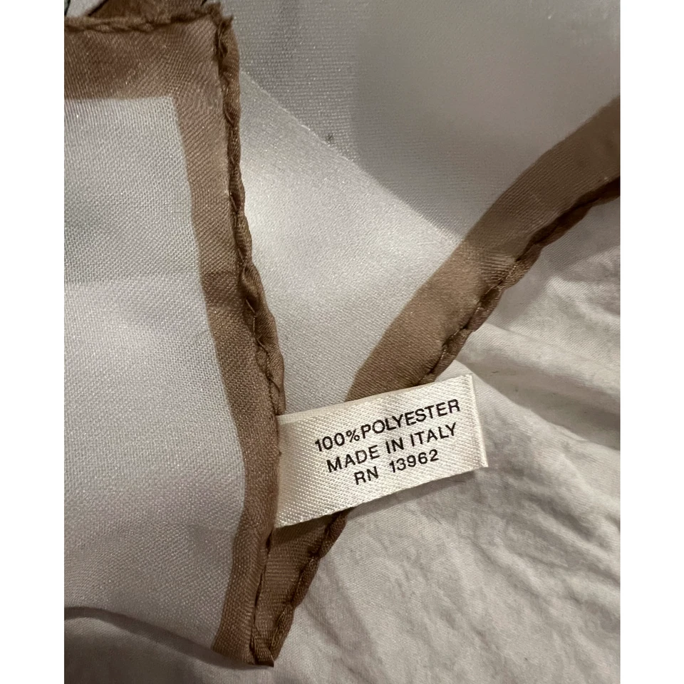 Cachecol feminino I. Shalom moda branco floral feito na Itália autêntico quadrado vintage - Imagem 3 de 4