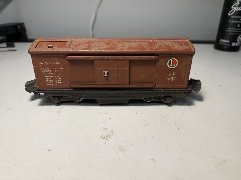 lionel prewar o gauge freight cars. #3814 box Car