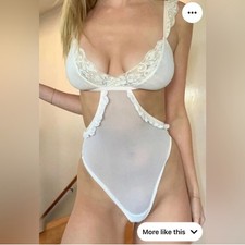 We Are HAH Key To Ur Heart Bodysuit in La Cr me Size Large NWT