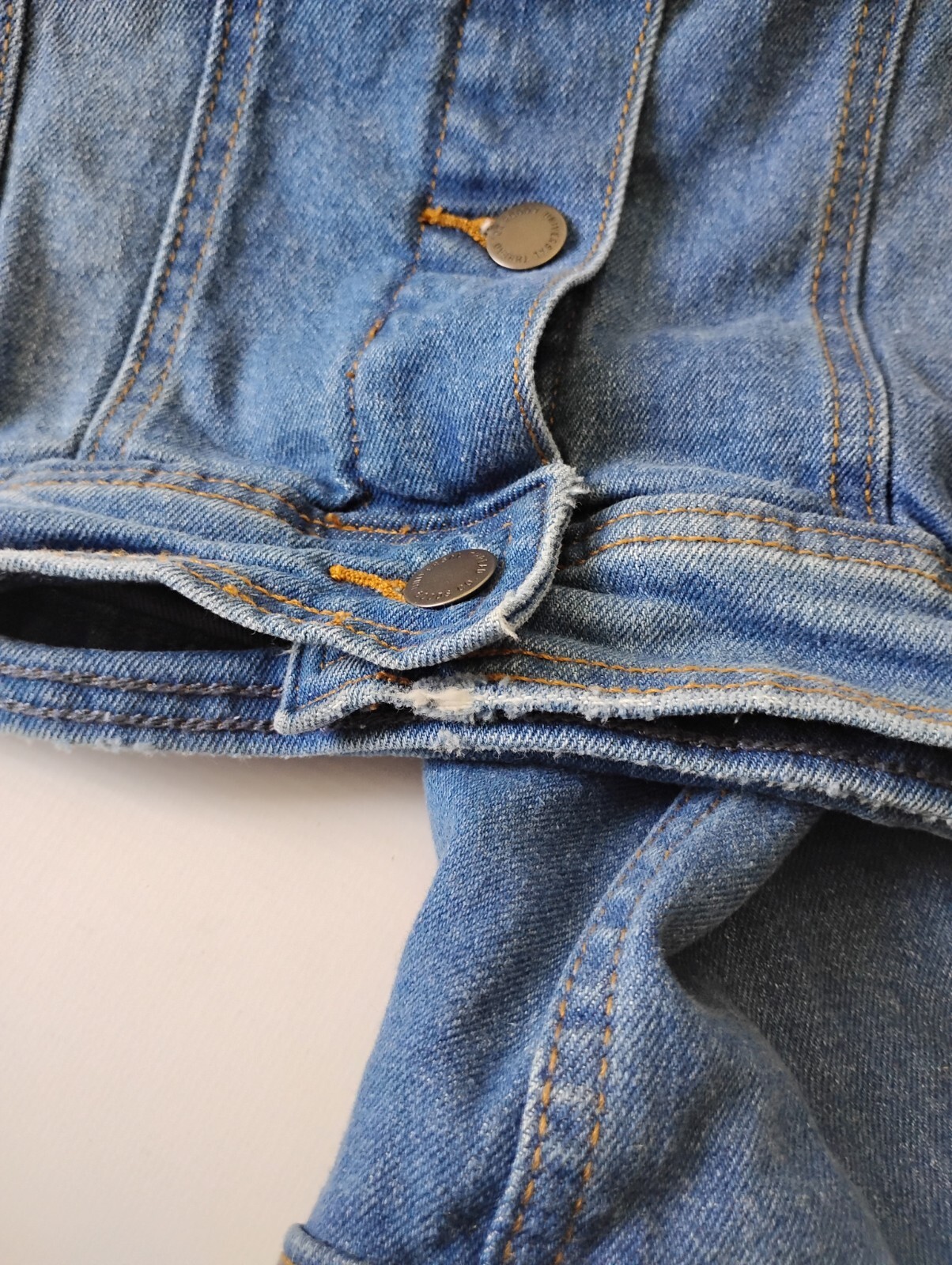 Universal Thread - Denim Button Up Medium Wash Wo… - image 16