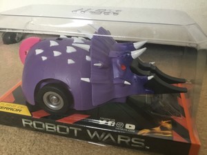 hexbug robot wars house robot