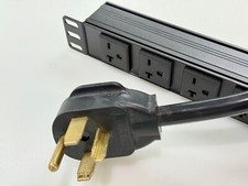 7200W 240V 30A PDU with 8 NEMA 6-20R Outlets, 5 ft 10 AWG Cord, NEMA 14-30P Plug