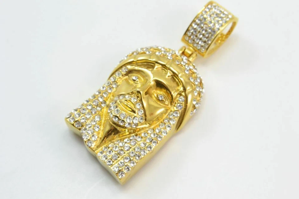 14k Gold Finish Mini Jesus Sterling Simulated Diamond Pendent Charm Foto 2 de 4