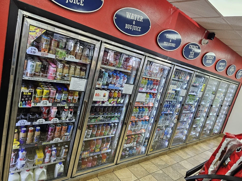 Puertas de vidrio para refrigerador comercial - se adapta a aberturas de refrigerador estándar Foto 2 de 4