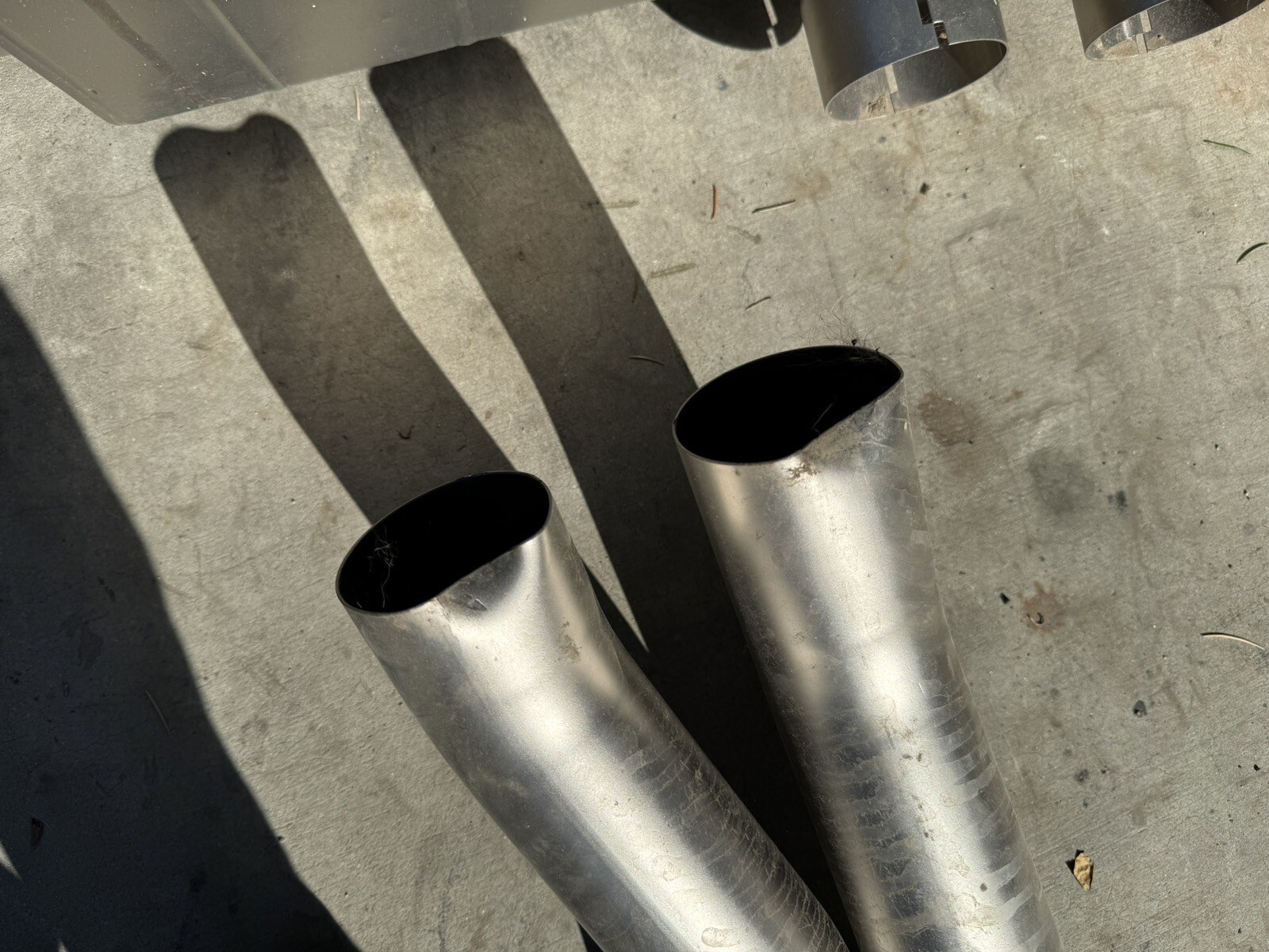 OEM Bentley Bentayga Akrapovic titanium Sport Exhaust Muffler 36A253601E
