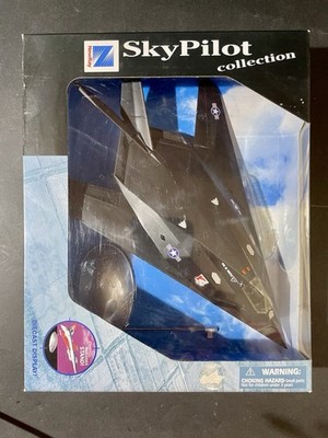NewRay F-117 Nighthawk Stealth Fighter 1:72 OVP Sammlerstück Rarität