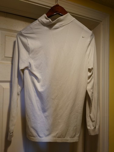 Nike Tiger Woods Dri-Fit Platinum 