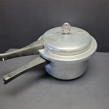 Vintage MIRRO-MATIC Aluminum 4Qt Pressure Cooker 394M Made In USA Pan Pot