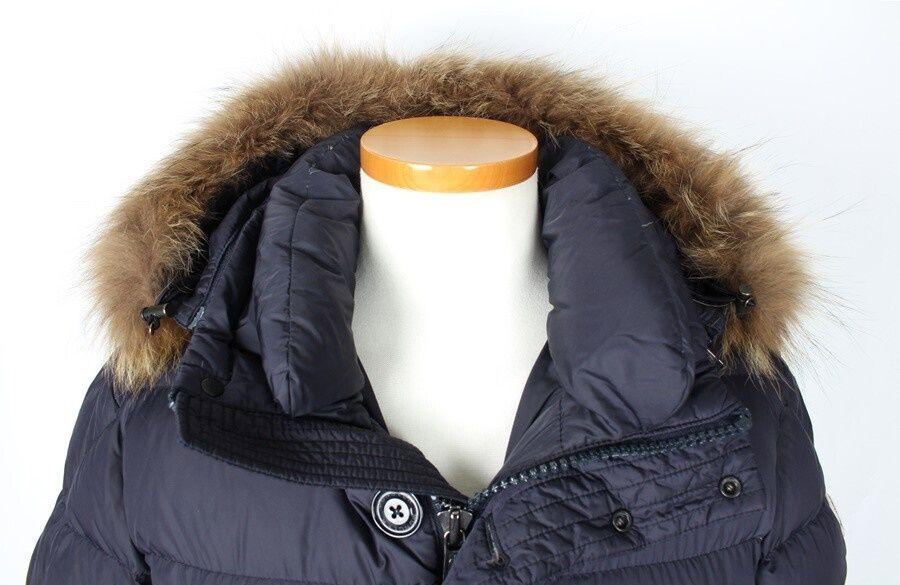 Moncler Navy Cluny 3 Size SKU | eBay Moncler Navy Cluny 3 Size SKU | eBay