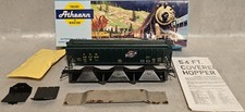 NOS Athearn HO Scale Chicago North Western 54' Ribside Hopper Kit CNW 181765