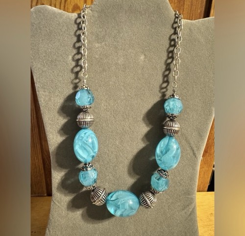 Chunky Silver Tone Acrylic Beaded Necklace