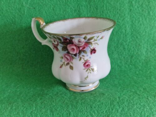 Taza de café pequeña Royal Albert Cottage Garden - Imagen 5 de 9
