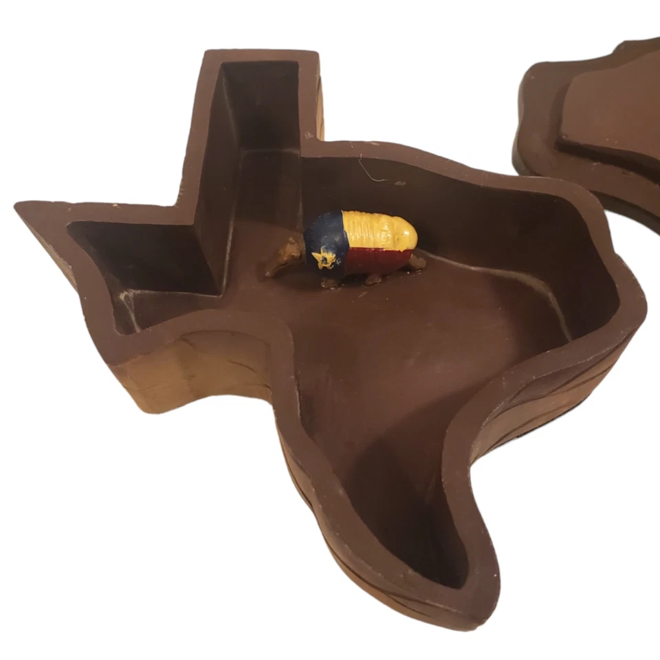 Texas Shaped Resin Rustic Trinket Box with Cute Armadillo Inside Red White Blue - Image 3 of 4