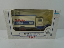 1/34 SCALE--ERTL--1931 TRUE VALUE DELIVERY TRUCK--DIE CAST BANK LOOK 