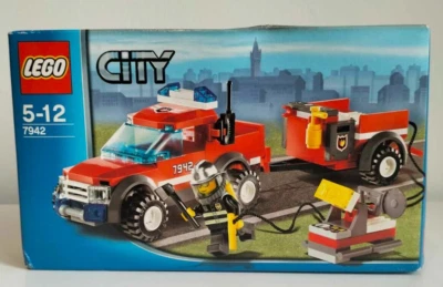 Lego City 7942 Le 4x4 des pompiers et sa remorque - 2007 - Photo 1/3