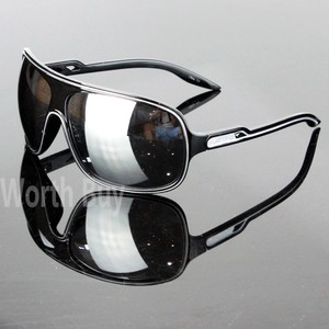 mens black mirrored sunglasses