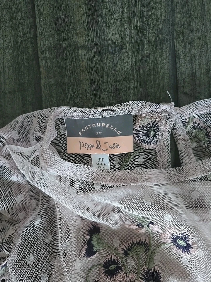 PASTOURELLE BY PIPPA & JULIE Girl's Flower Dress NWT - Image 2 of 4