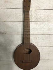CAMP UKE VINTATGE UKULELE CIRCA 1930 LYON  HEALY SERIAL NO. 8331