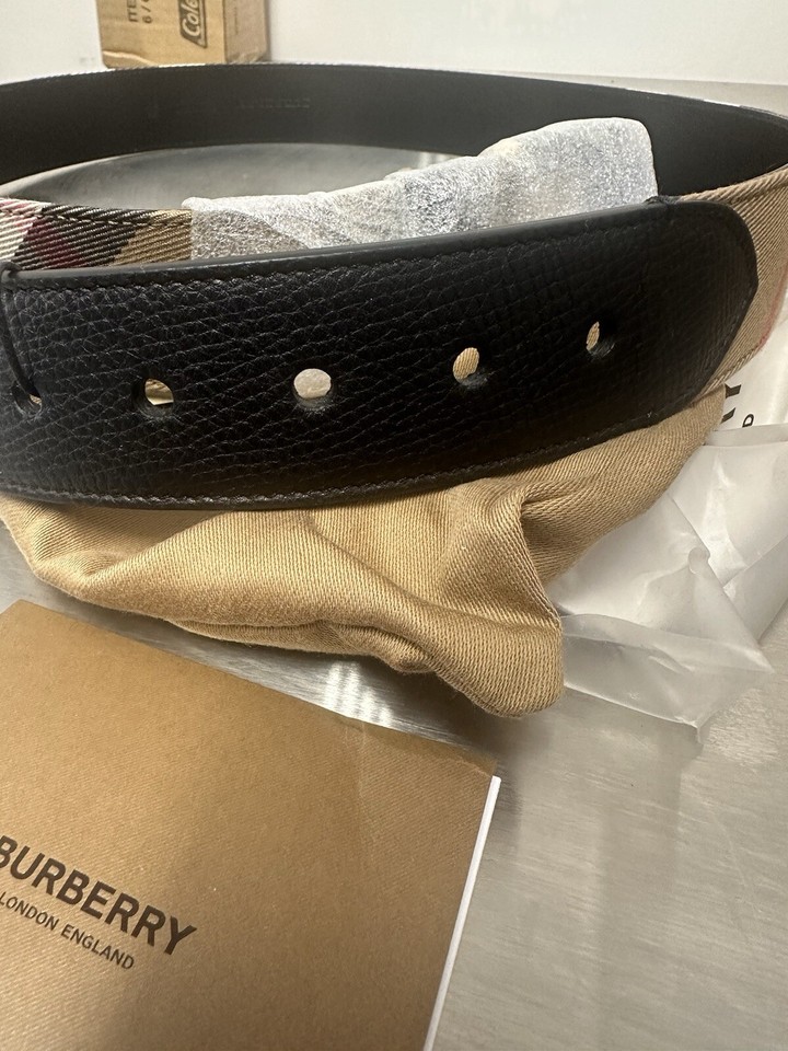 BURBERRY Men's Grainy Leather House Check Belt 44/110 Brass buckle