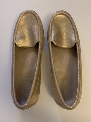 vionic leather moccasins debbie