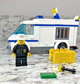 LEGO CITY: Prisoner Transport (7286) Incomplete - Retired