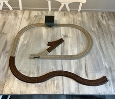 Thomas Train Track. 18 Pieces. Gray And Brown.