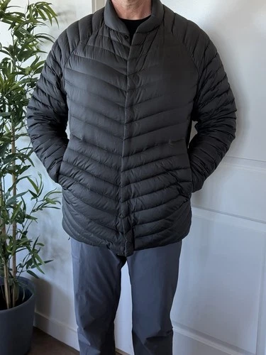 Lululemon Men’s XXL Goose Down Puffer Jacket Charcoal Gray Quilted Snap Front - product listing photo
