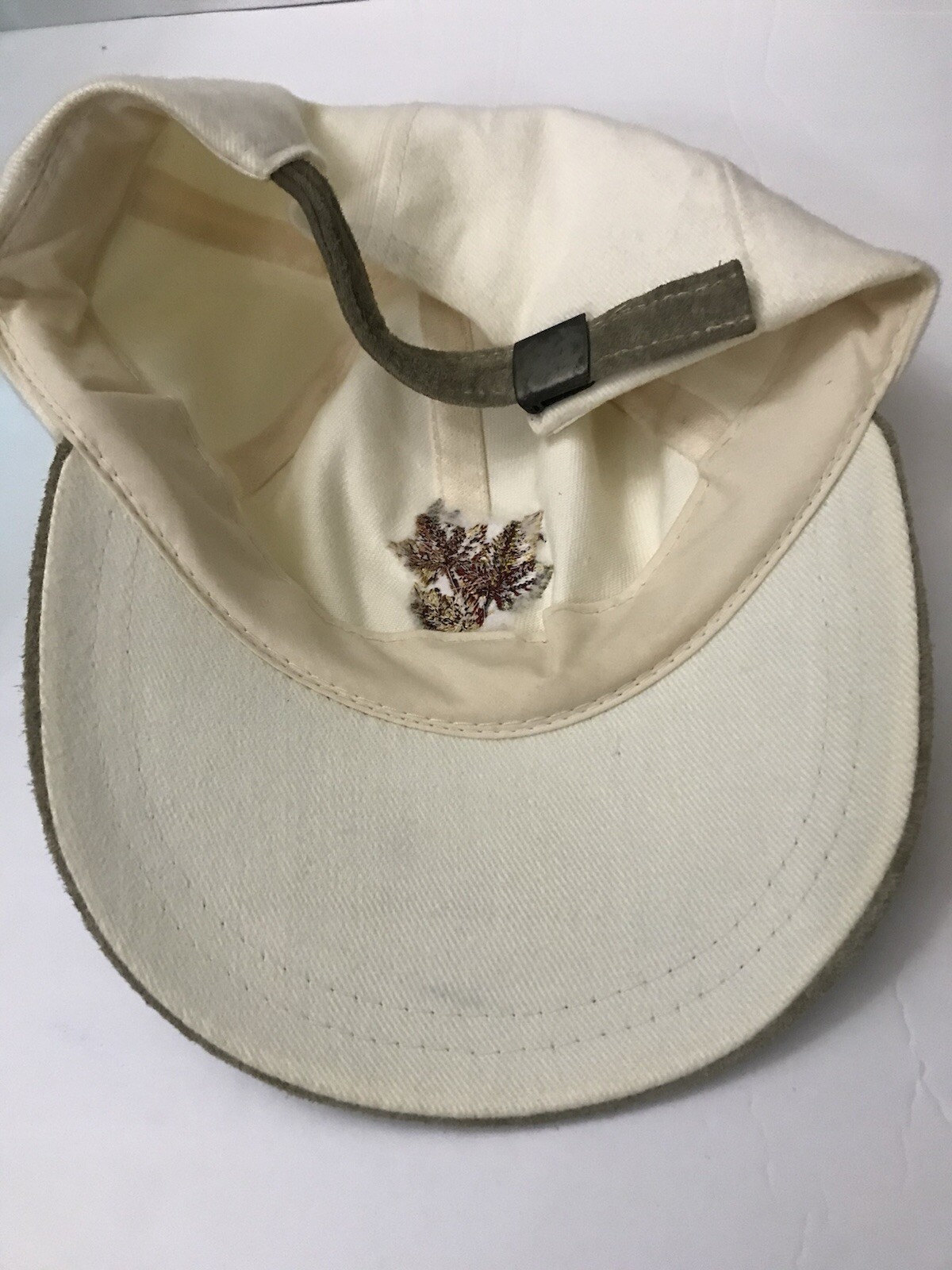 Canada Leaf Hat Beige/White Hat Adjustable Cap - image 5