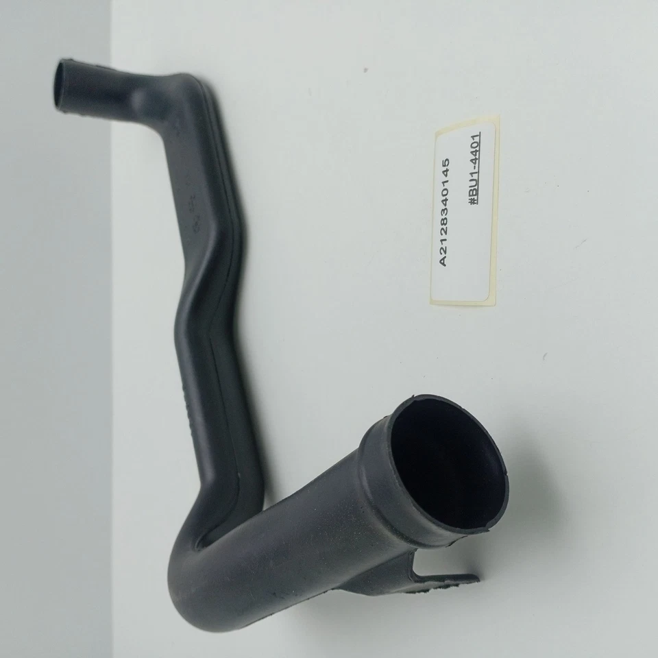 2010-2016 Mercedes-Benz E550 Air Duct A2128340145 - Image 2 of 4