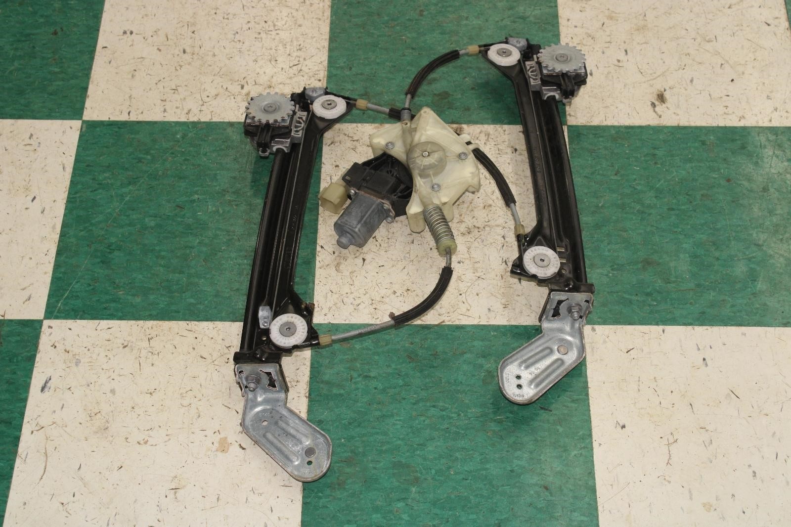 14-21 Ghibli Rear LR Driver Side LH Power Window Regulator Assembly Factory OEM
