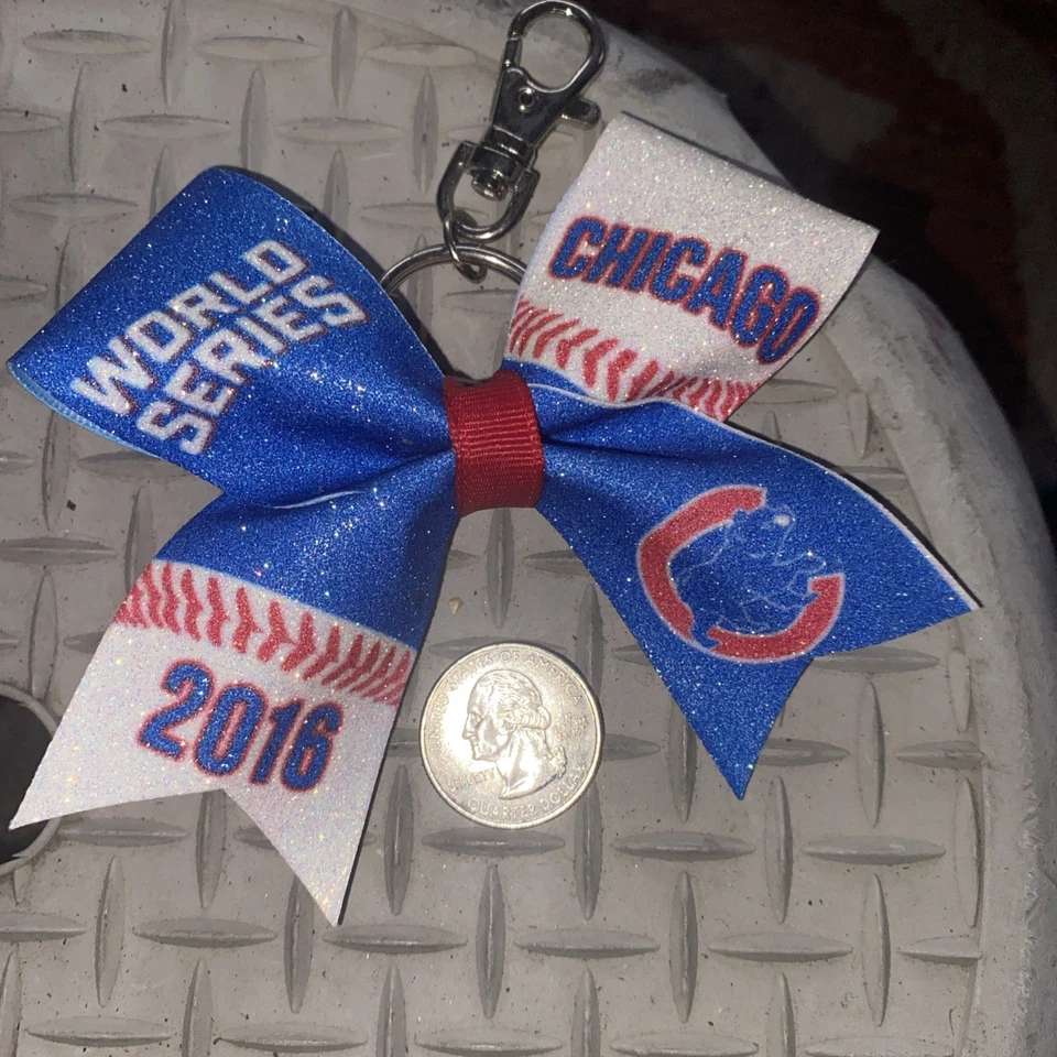 Chicago Cubs World Series 2016 Bow Keychain - Image 4 of 4