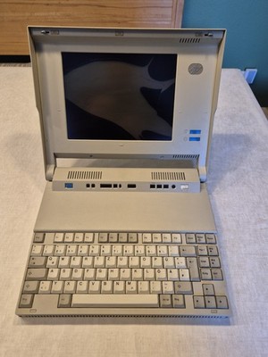 IBM PS2 L40SX 386er 2MB Ram 40MB HDD Vintage Notebook Laptop