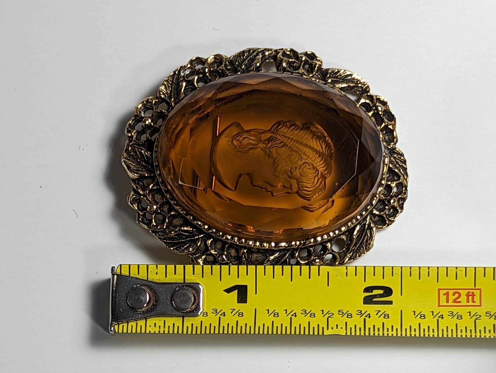 Vintage Amber Glass Intaglio Gold Tone Cameo Broo… - image 14