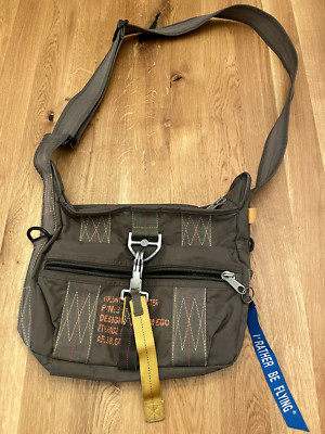 Volunteer Umhängetasche Damen grün Cargo Style