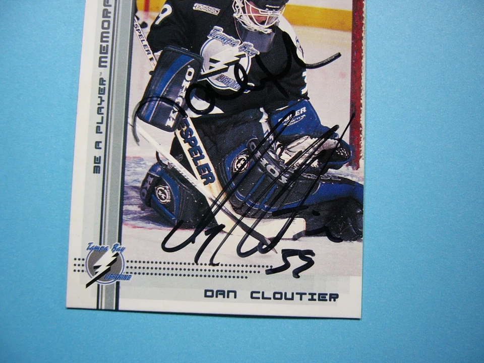 2000/01 IN THE GAME NHL HOCKEY CARD #145 DAN CLOUTIER NM AUTO AUTOGRAPH ITG - Image 3 of 3