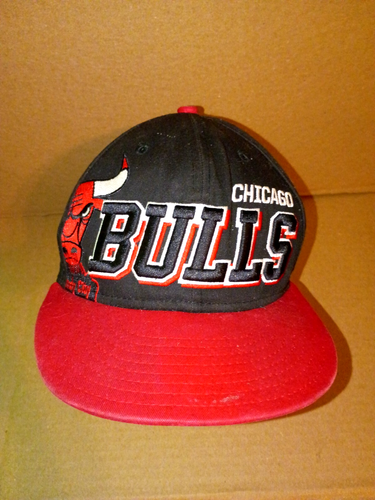 Bonnet NBA Chicago Bulls New Era Ombre Rouge NEW ERA