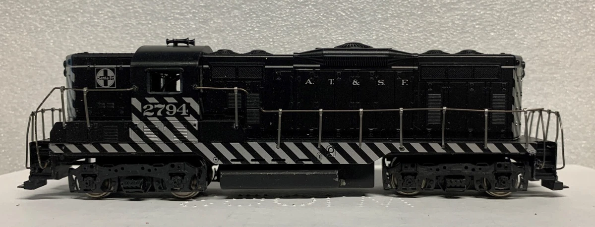 Ho scale sales diesel locomotives ebay