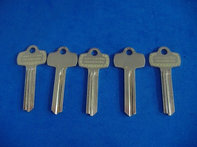 LOT OF FIVE NICKEL SILVER FITS BEST KEY BLANKS FOR '' M ''  KEYWAY