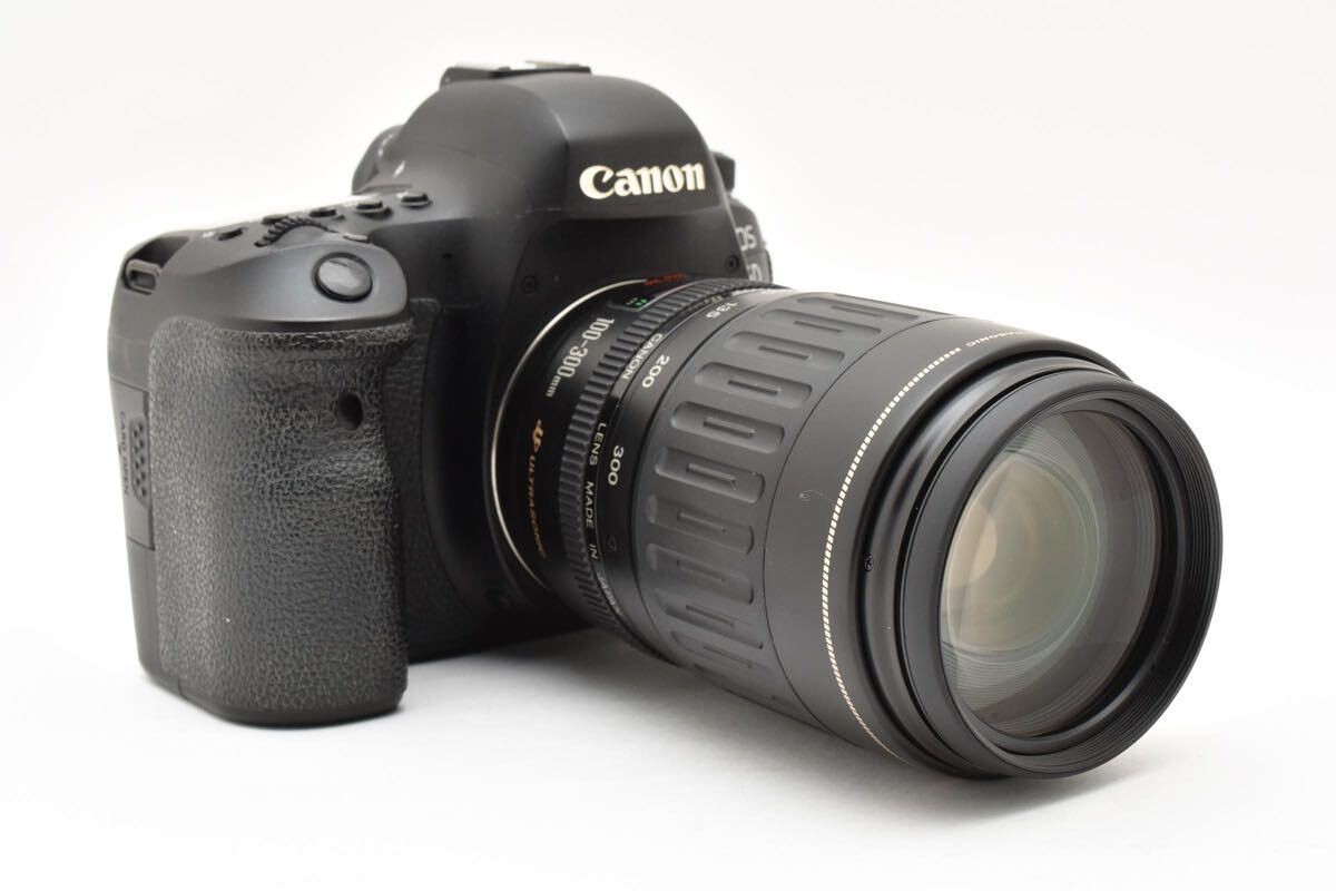 Canon EOS 6D Mark II DSLR Camera + EF 100-300mm Telephoto