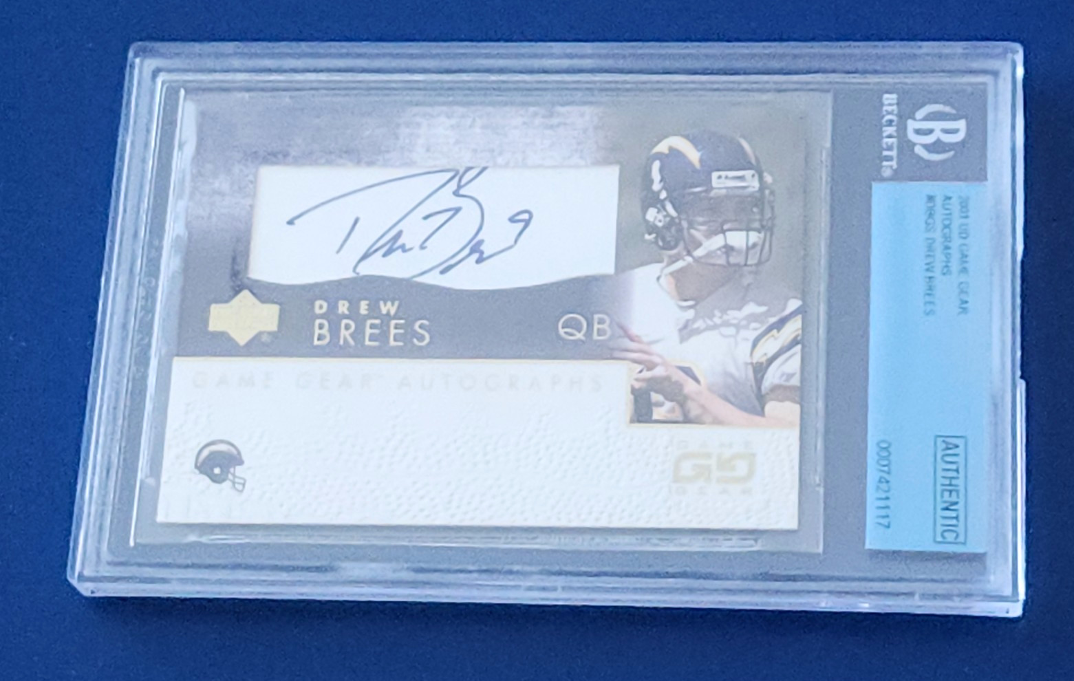 Drew Brees Upper Deck Game Gear Autographs #DBGS Base