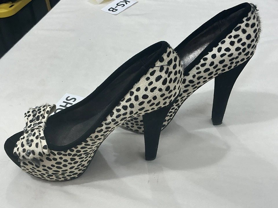 Bombas de plataforma de lunares negras marfil mono para mujer talla 8 Foto 3 de 4