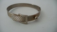  319X vtg Costume BRACELET GOLD TONE HINGED Looks Like a BELT 3/8" W