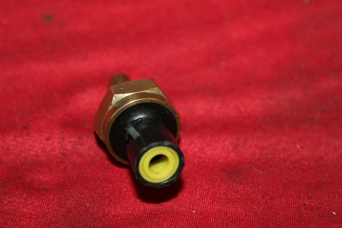 Coolant Fan Temperature Switch Sensor (P/N: 94581902, 17680A78B00) For Daewoo Tico & Chevy Models