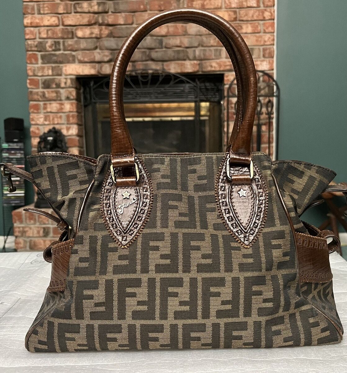 Fendi Zucca Brown De Jour Medium Handbag Bag Purse - VERY Fendi Zucca Brown De Jour Medium Handbag Bag Purse - VERY