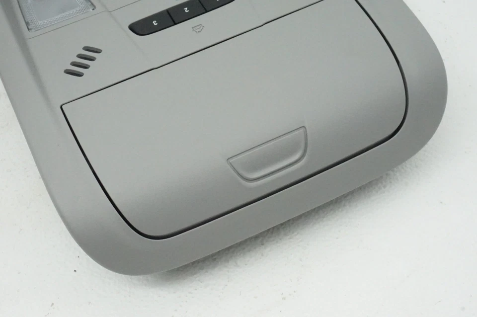 GMC TERRAIN 2018-2022 delantero (consola superior) OEM luces domo superior almacenamiento Foto 3 de 4